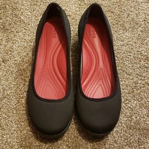 Crocs sz 10 black low heel slip on